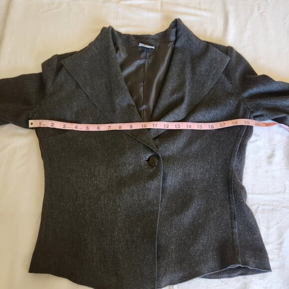 J Jill Women's Size 8P Black Unstructured Wool Blend Asymmetrical Jacket Blazer - Picture 12 of 15